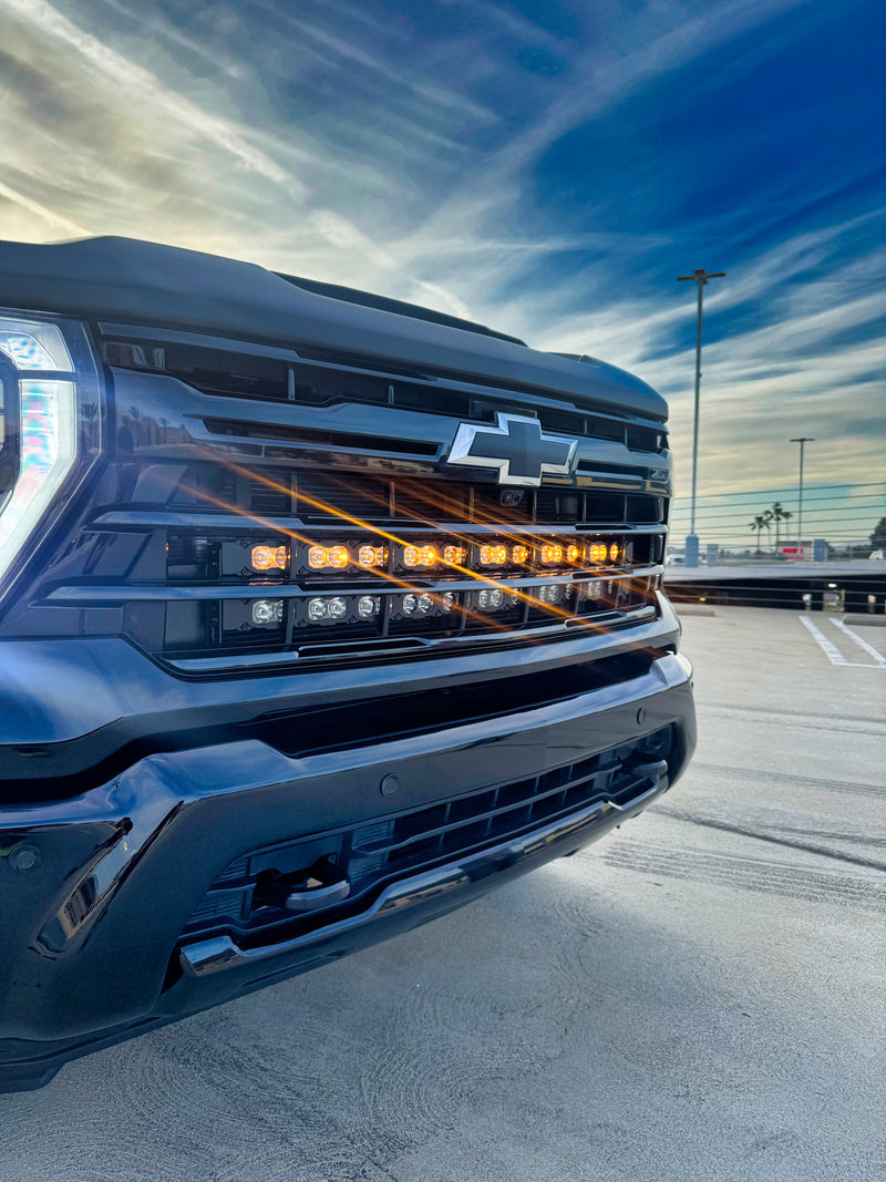 Load image into Gallery viewer, 2020+ Chevrolet Silverado 2500/3500HD Dual 40s Light Bars - PRO
