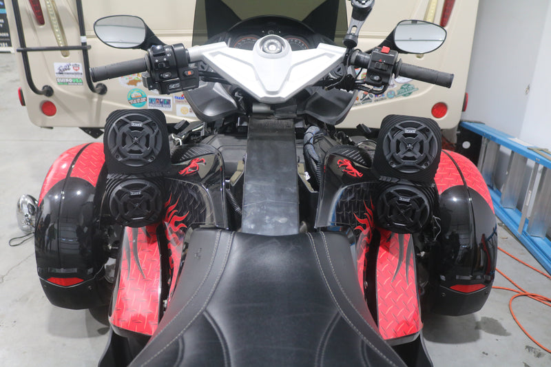 Load image into Gallery viewer, 2012 Can-Am Spyder Dual 4 inch Speaker Side Pods
