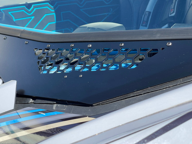Load image into Gallery viewer, Moto Armor VOODOO X3 Full Glass Windshield

