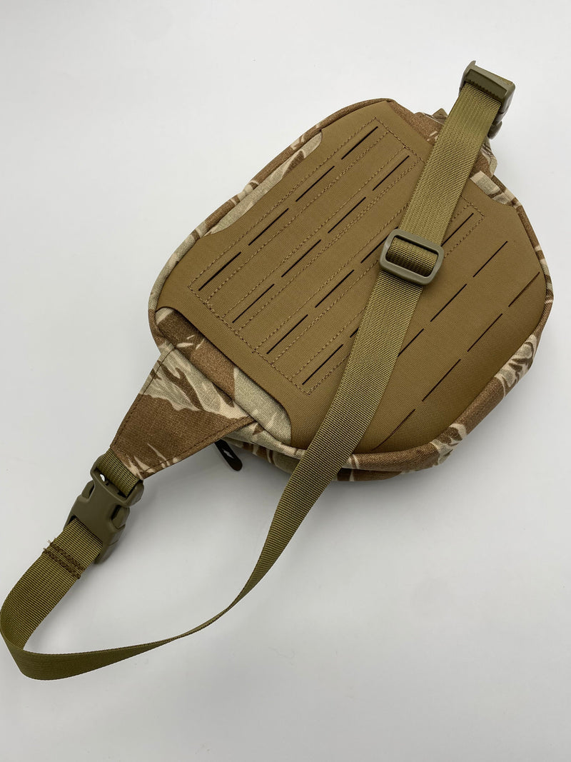 Load image into Gallery viewer, Multifunctional Fanny Pack (Various Colors and Patterns)
