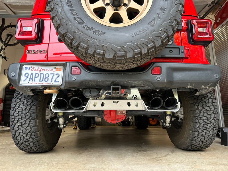 Load image into Gallery viewer, JLU MAGNAFLOW MUFFLER &amp; TIP SKID - 4 door 392 HEMI ALUMINUM
