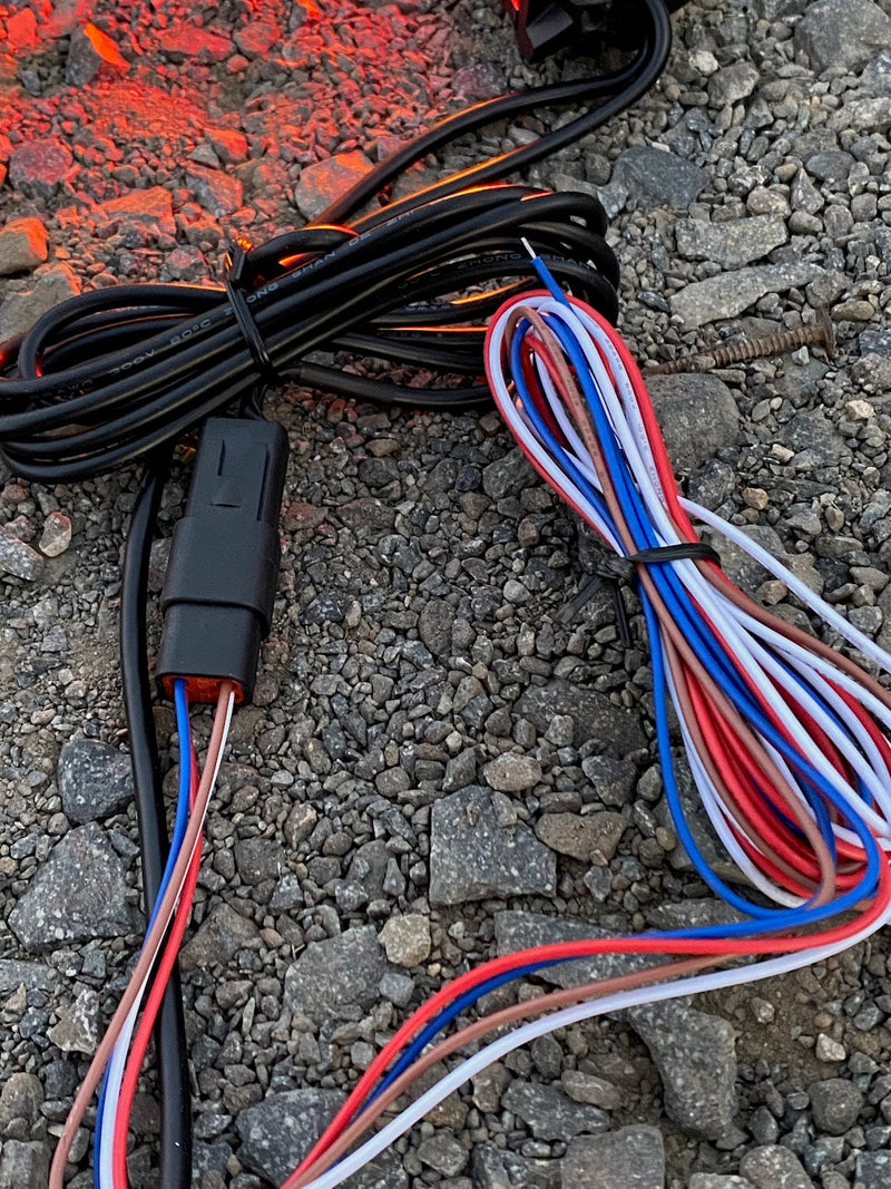 Load image into Gallery viewer, Chase LED Light Bar With Built In Strobe 32&quot;
