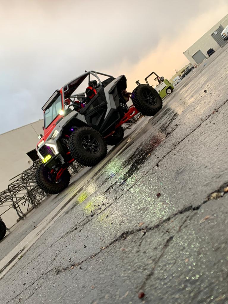 Load image into Gallery viewer, 2014-2023 Polaris RZR 2DR Fastback Cage
