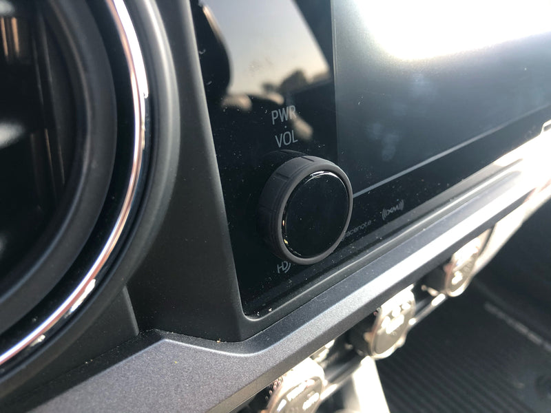Load image into Gallery viewer, Radio Knob Grip Rings (2016+)
