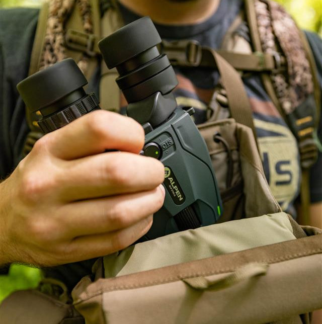 Load image into Gallery viewer, Apex Steady 16x30 HD Binoculars with Image Stabilization
