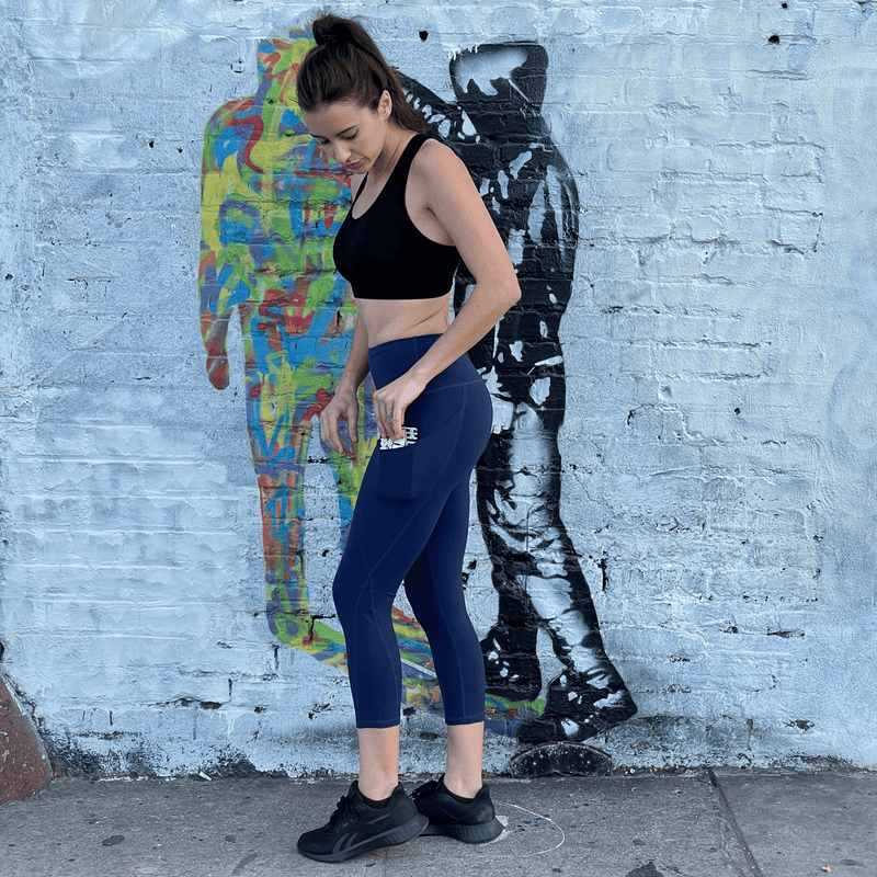 Load image into Gallery viewer, Seajoy Athletic High-Waisted Capri Leggings with Hip Pockets
