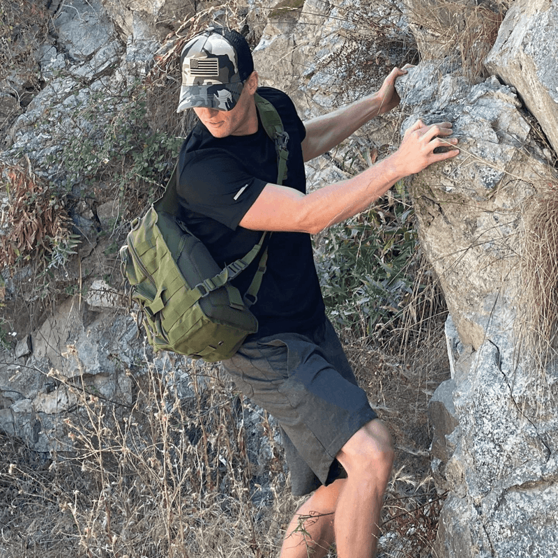 Load image into Gallery viewer, Tactical Medium Sling Range Bag
