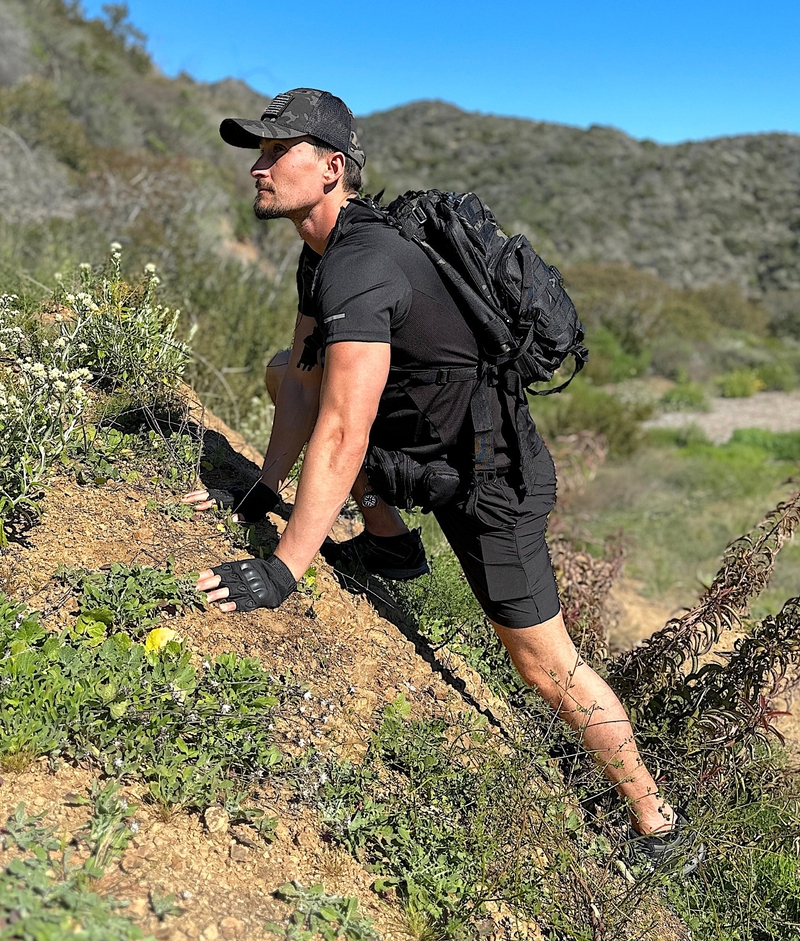 Load image into Gallery viewer, Tactical 25L Molle Backpack
