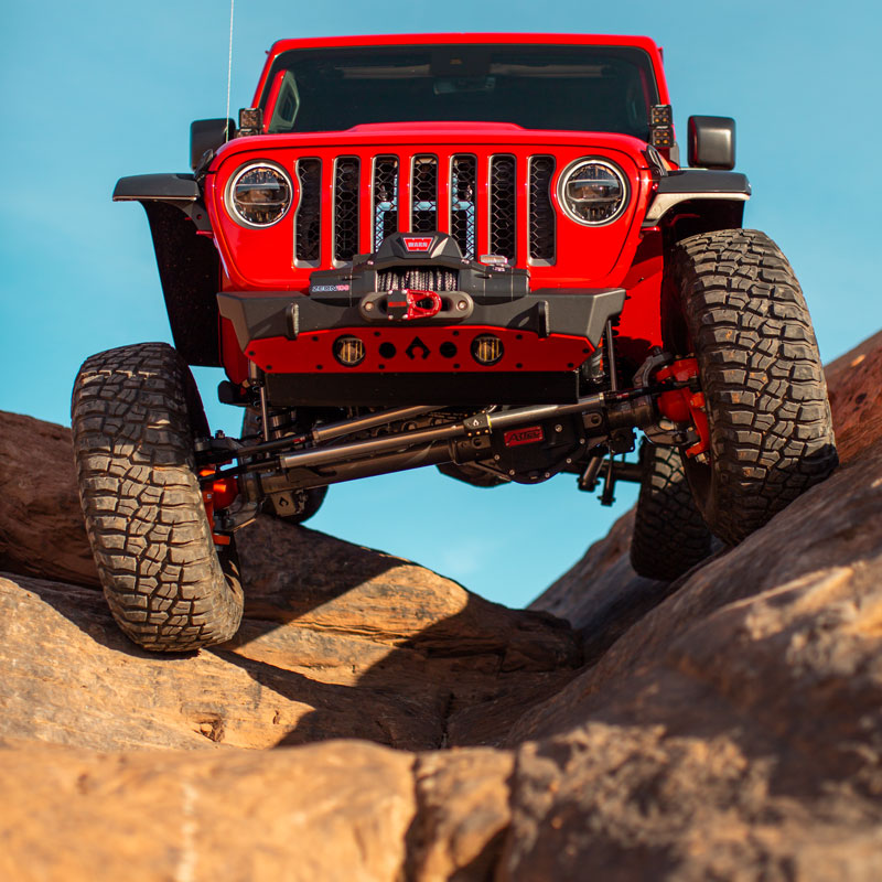 Load image into Gallery viewer, Nighthawk Front Bumper w- Aluminum Skid for JK, JL, &amp; JT
