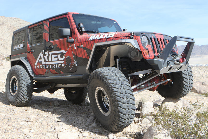 Load image into Gallery viewer, JK Front Inner Fenders - Vented
