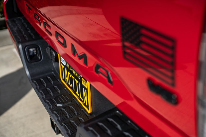 Load image into Gallery viewer, Silicone Anti-Rattle, Anti-Scratch License Plate Holder
