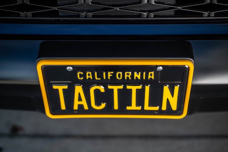 Load image into Gallery viewer, Silicone Anti-Rattle, Anti-Scratch License Plate Holder
