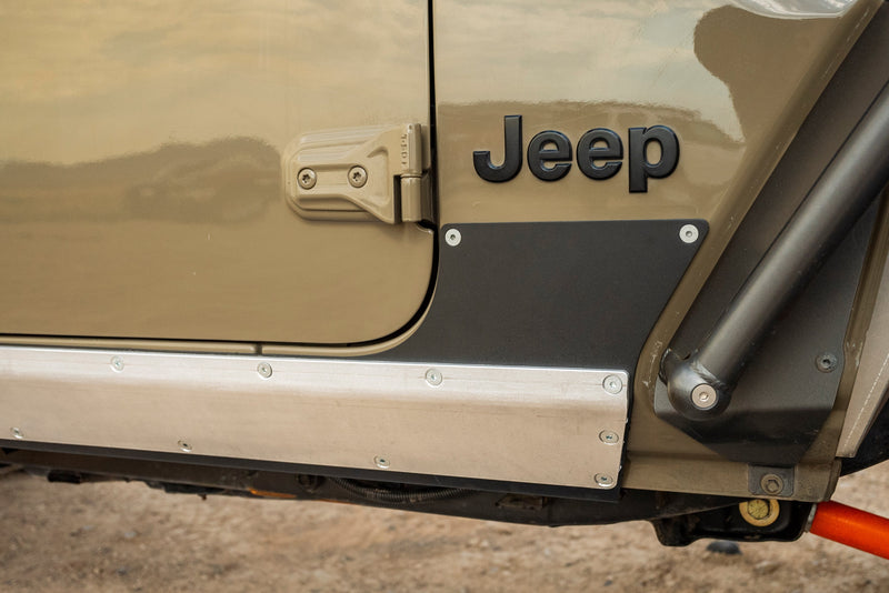 Load image into Gallery viewer, JT Boatside Steel &amp; Aluminum Rocker Armor
