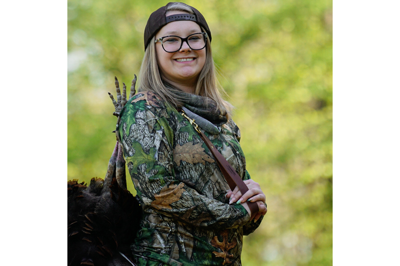 Load image into Gallery viewer, Jake Leather Turkey Carrier Tote | Turkey Hunting Game Tote
