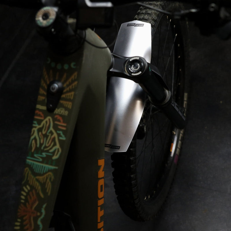 Load image into Gallery viewer, Metallic Silver Long Fender
