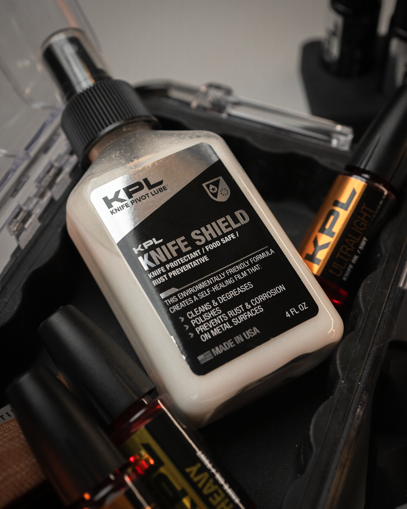 Load image into Gallery viewer, Knife Shield - Corrosion Preventive Knife Cleaner
