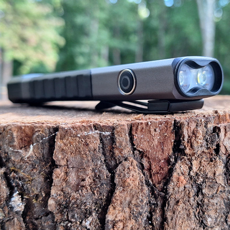 Load image into Gallery viewer, LP-EDC 5.0 Low Profile Everyday Carry Ultra-Thin Flashlight
