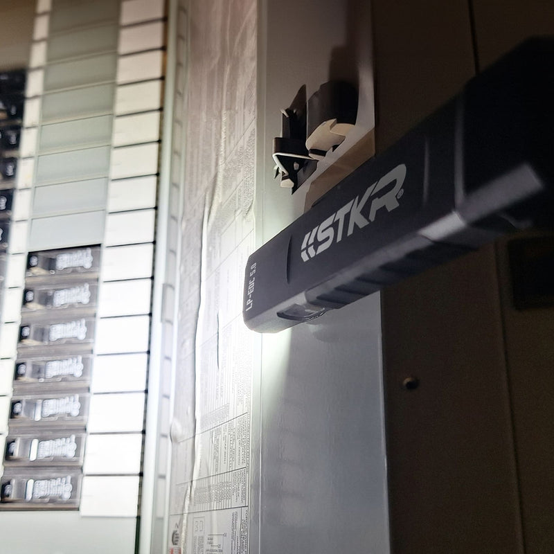 Load image into Gallery viewer, LP-EDC 5.0 Low Profile Everyday Carry Ultra-Thin Flashlight
