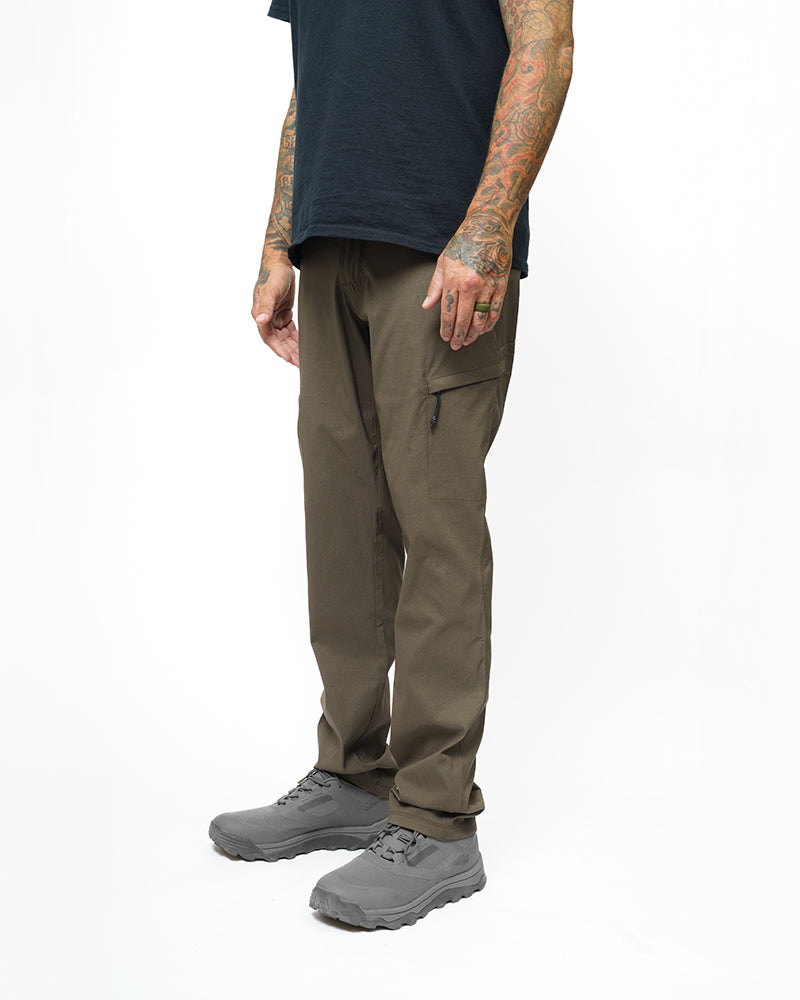 Load image into Gallery viewer, Lancer Taper Fit Pant - Beluga Brown
