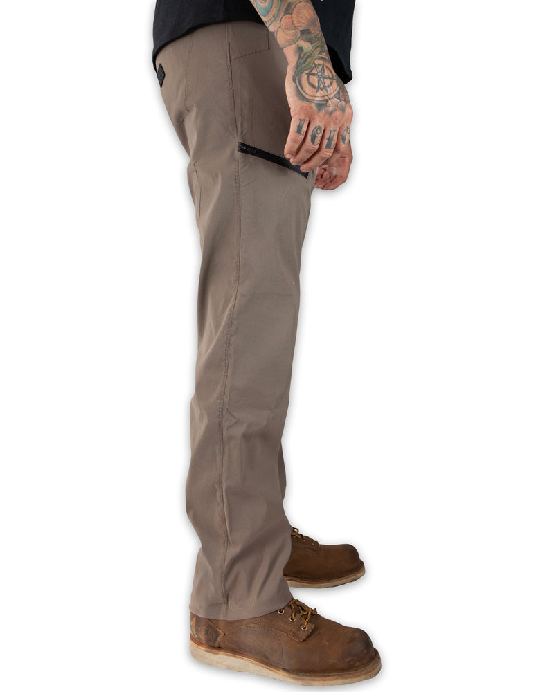 Load image into Gallery viewer, Lancer Standard Fit Pant - Deadwood
