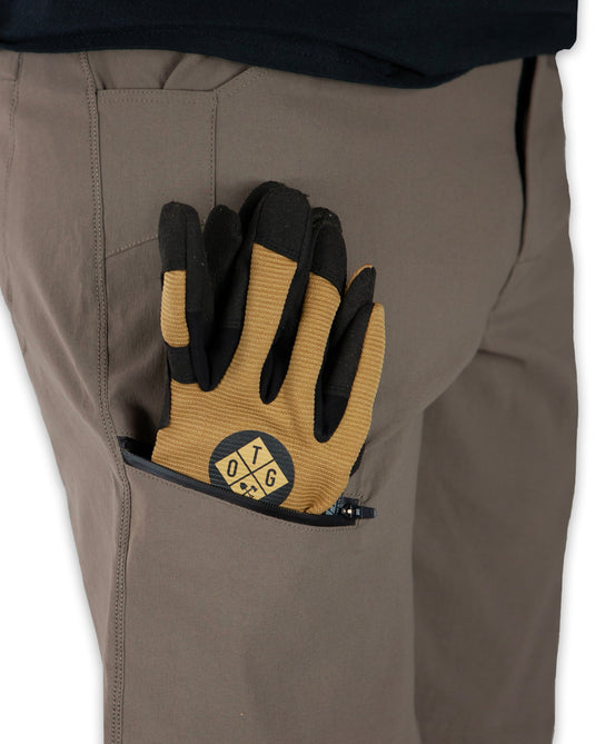 Lancer Standard Fit Pant - Deadwood