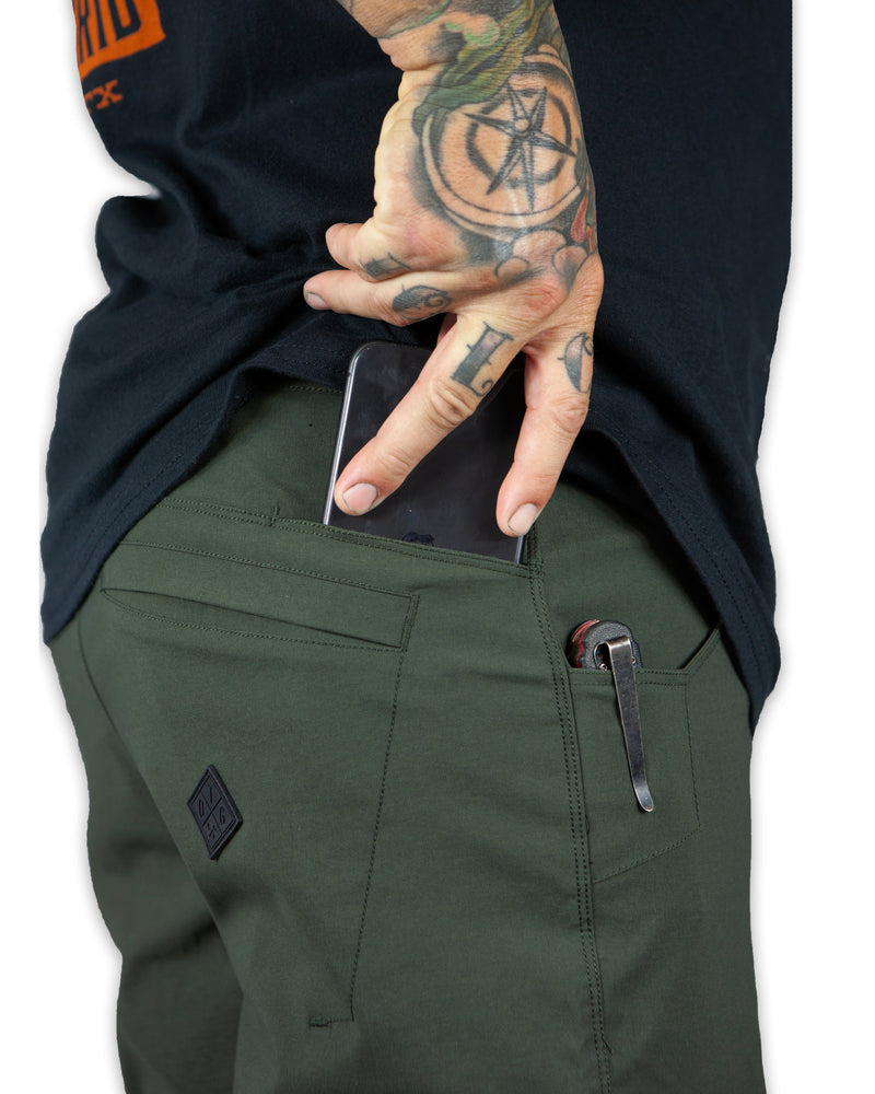 Load image into Gallery viewer, Lancer Taper Fit Pant - Dk Army
