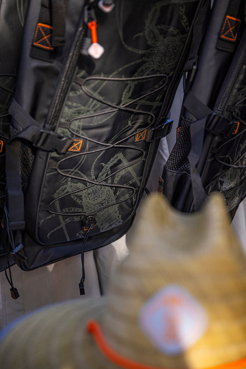 Load image into Gallery viewer, Long Fin Backpack Dive Bag
