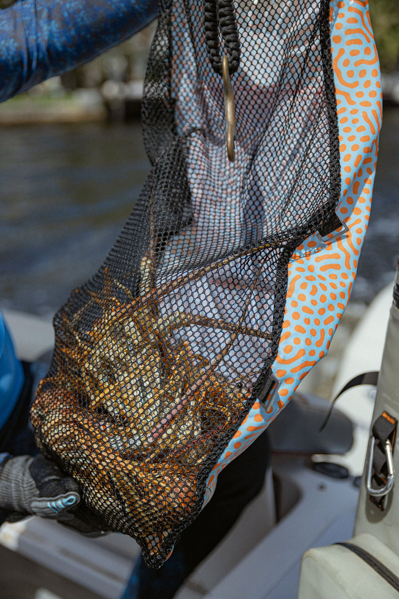 Load image into Gallery viewer, Lobster Hotel Catch Bag
