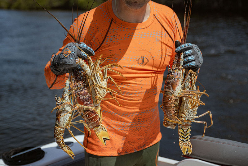 Load image into Gallery viewer, Diving Gloves, Lobstering Gloves, Freediving Gloves, Spearfishing Gloves, and Fishing Gloves
