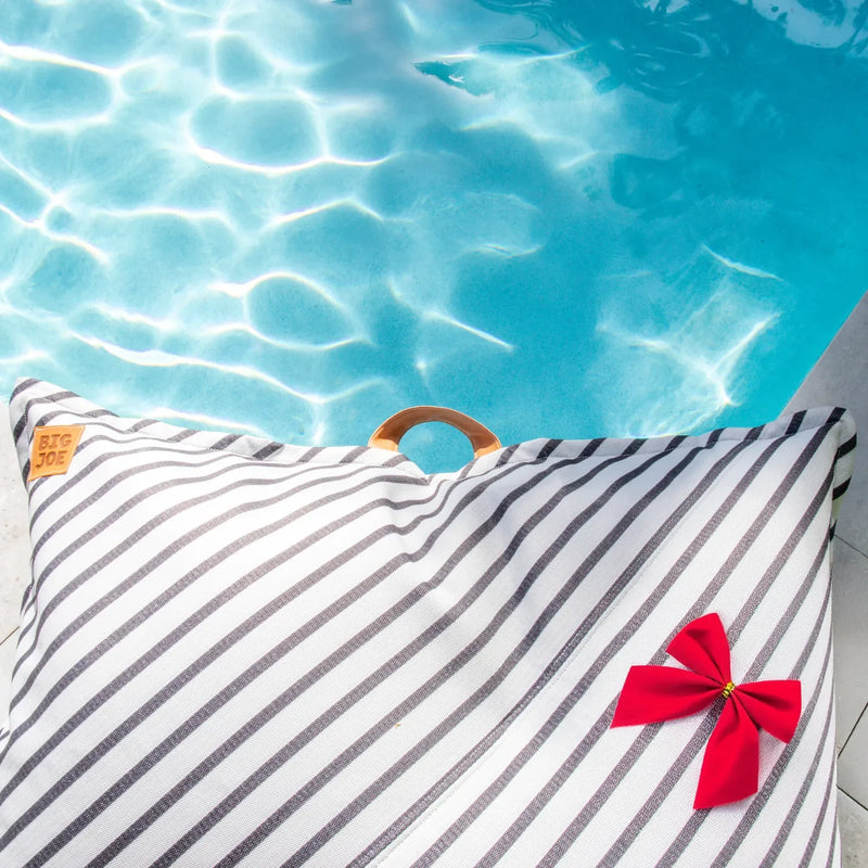 Load image into Gallery viewer, Lux Lagoon Lounger
