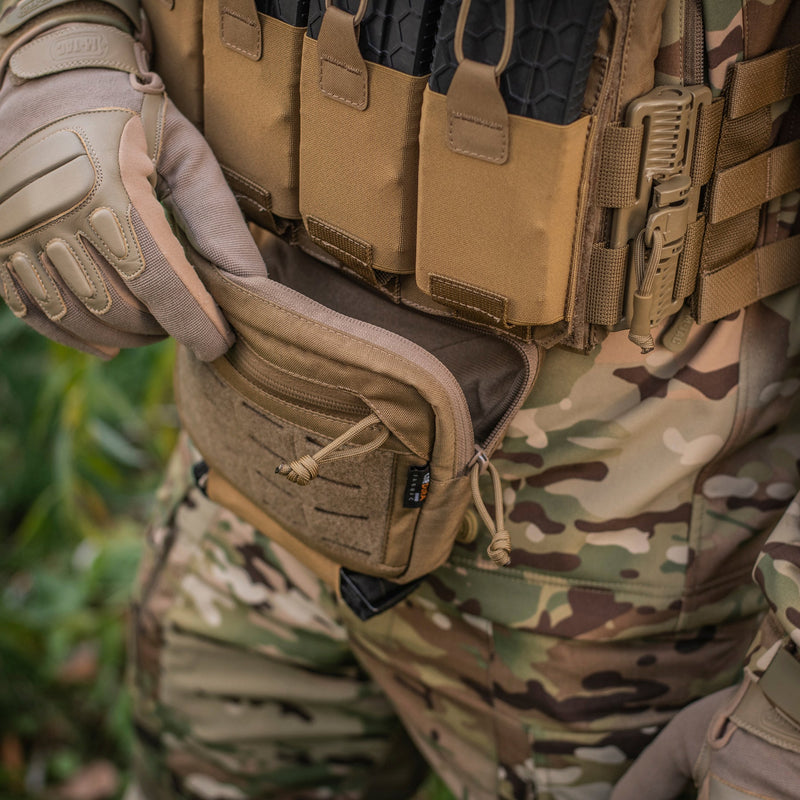 Load image into Gallery viewer, M-Tac Plate Carrier Lower Accessory Pouch Large
