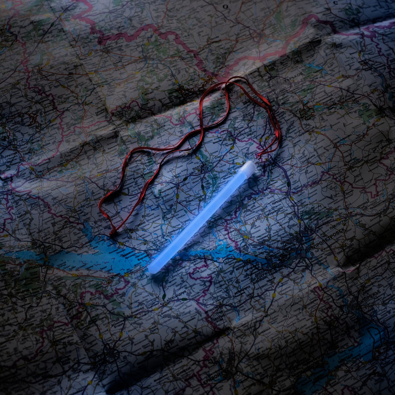 Load image into Gallery viewer, M-Tac Glow Sticks 6" (Set of 5)
