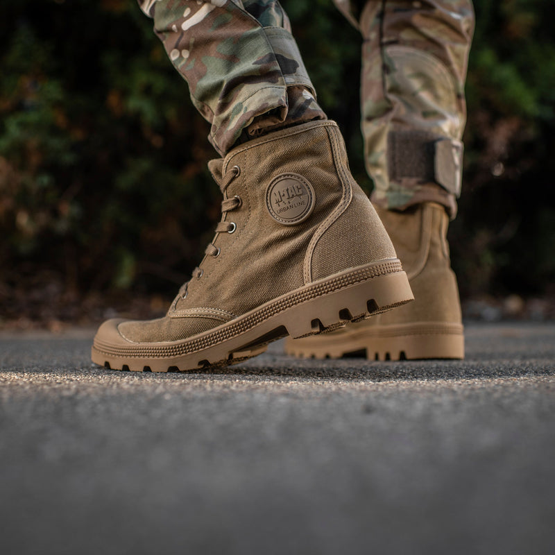 Load image into Gallery viewer, M-Tac Sneakers
