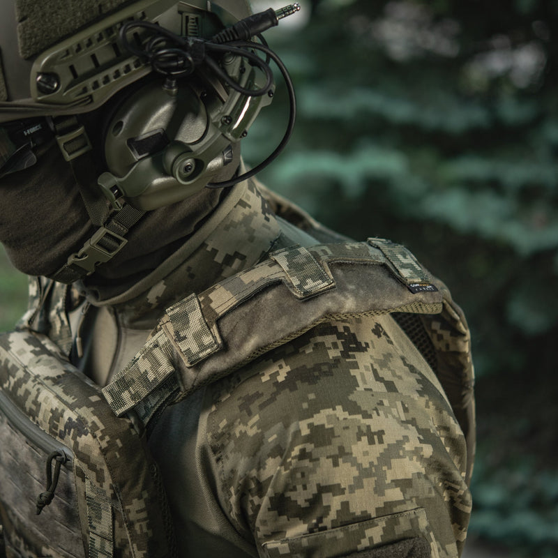 Load image into Gallery viewer, M-Tac Plate Carrier Cuirass Elite
