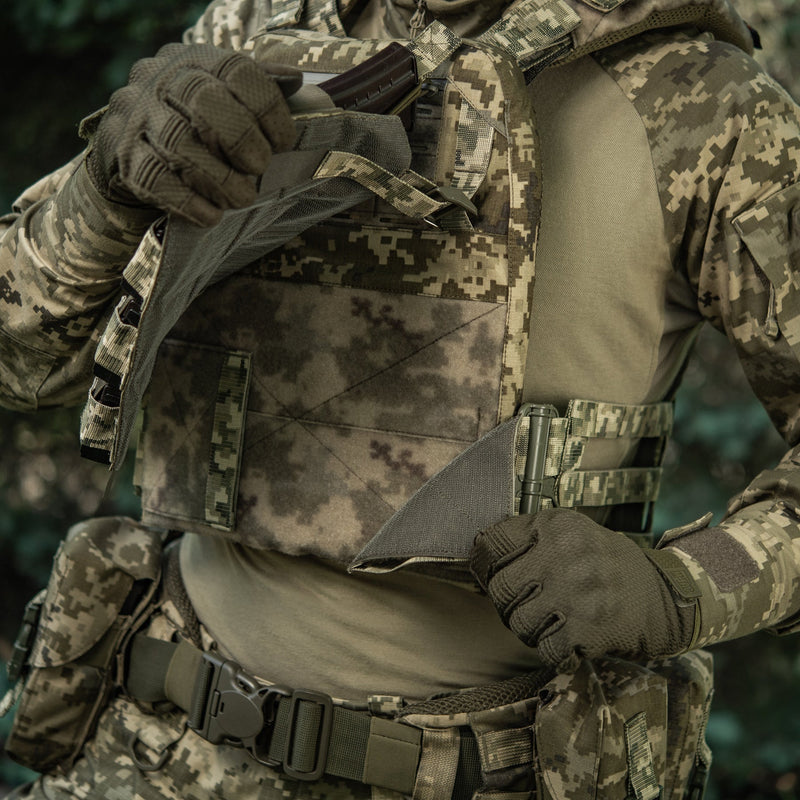 Load image into Gallery viewer, M-Tac Plate Carrier Cuirass Elite
