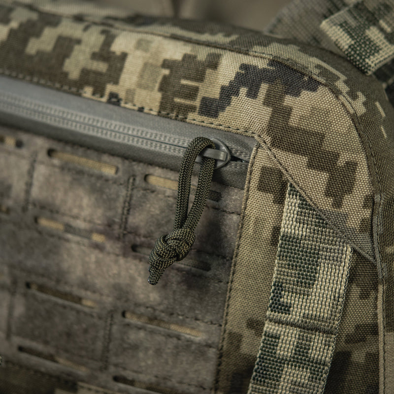 Load image into Gallery viewer, M-Tac Plate Carrier Cuirass Elite
