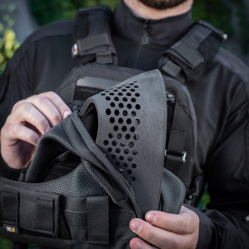 Load image into Gallery viewer, M-Tac Shoulder Damper for Cuirass Plate Carriers
