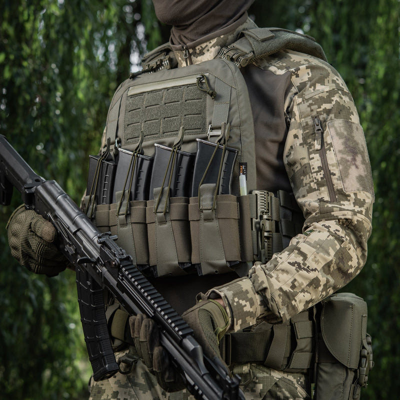 Load image into Gallery viewer, M-Tac Front Panel for Plate Carrier Cuirass QRS (4 Magazine)
