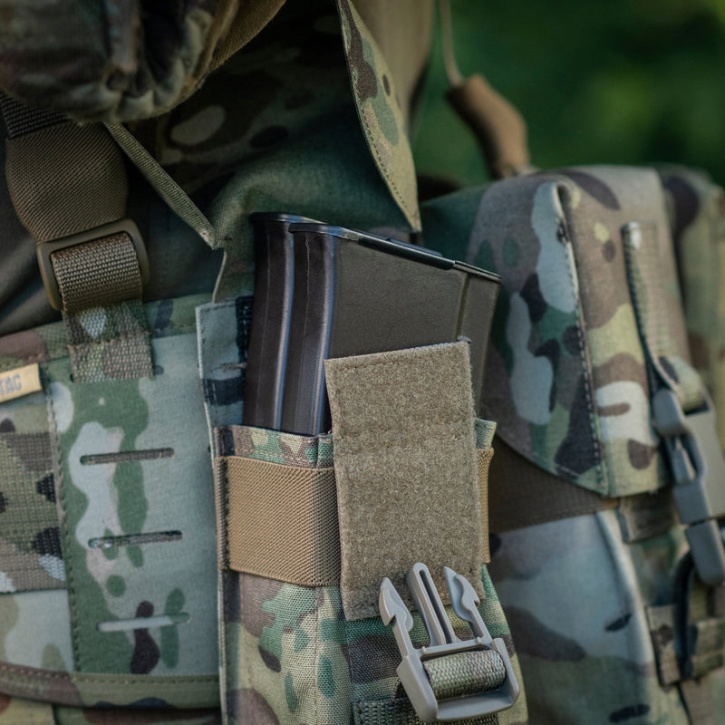 Load image into Gallery viewer, M-Tac Double Mag Pouch with Fastex Buckle
