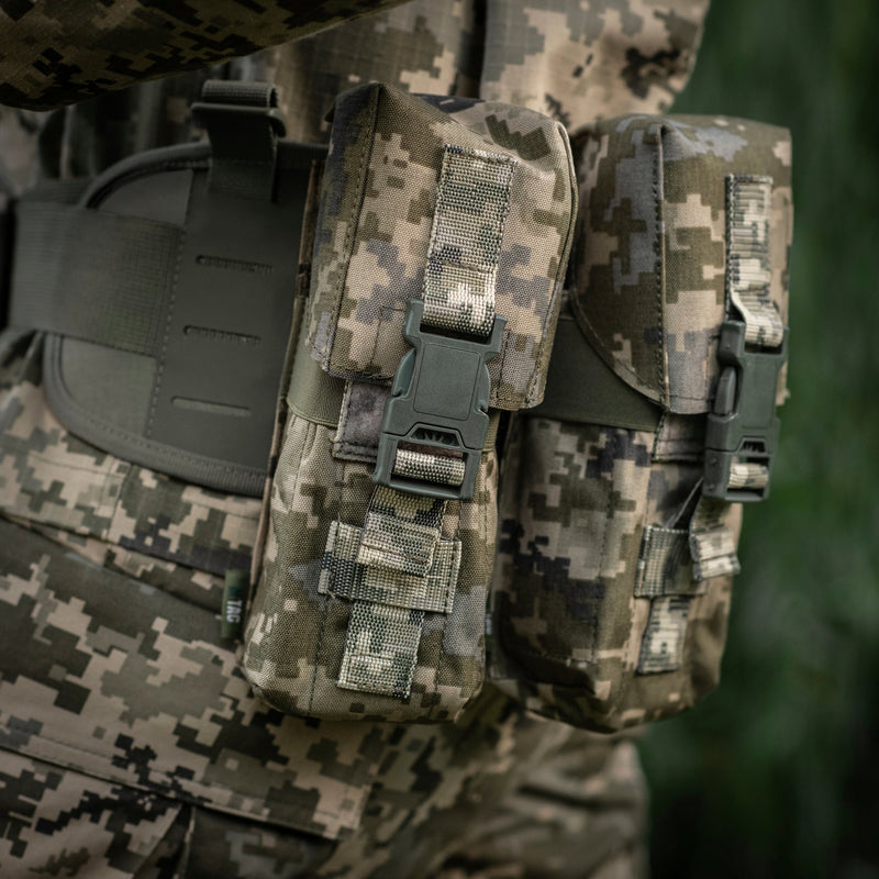 Load image into Gallery viewer, M-Tac Double Mag Pouch with Fastex Buckle
