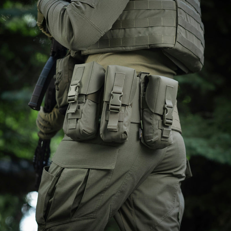 Load image into Gallery viewer, M-Tac Double Mag Pouch with Fastex Buckle

