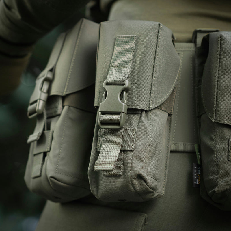Load image into Gallery viewer, M-Tac Double Mag Pouch with Fastex Buckle
