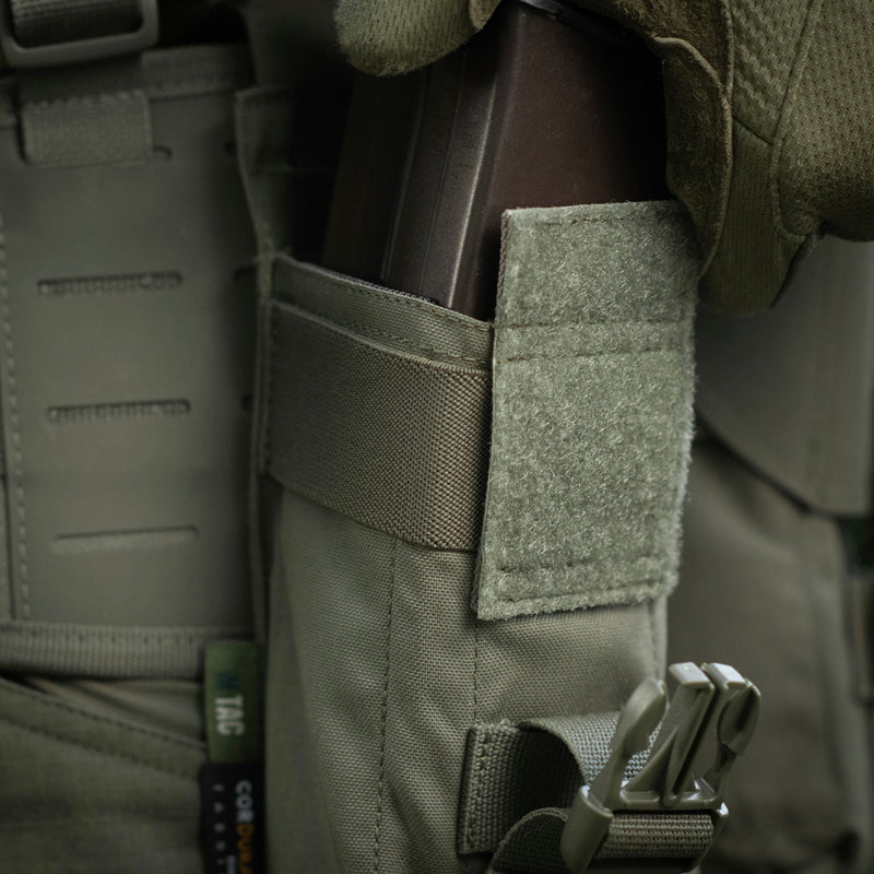 Load image into Gallery viewer, M-Tac Double Mag Pouch with Fastex Buckle

