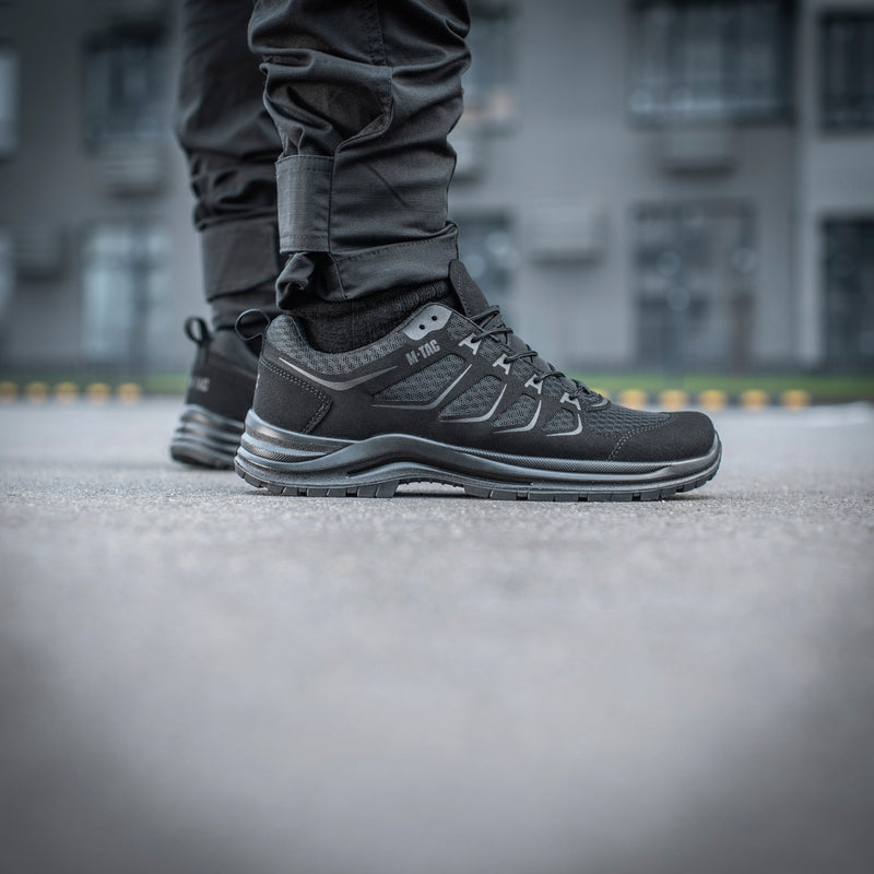 Load image into Gallery viewer, M-Tac Tactical Sneakers IVA
