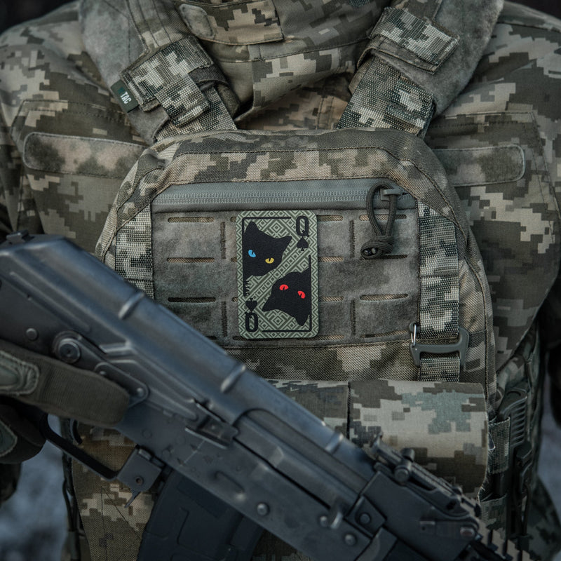 Load image into Gallery viewer, M-Tac Patch Queen of Spades Ornament
