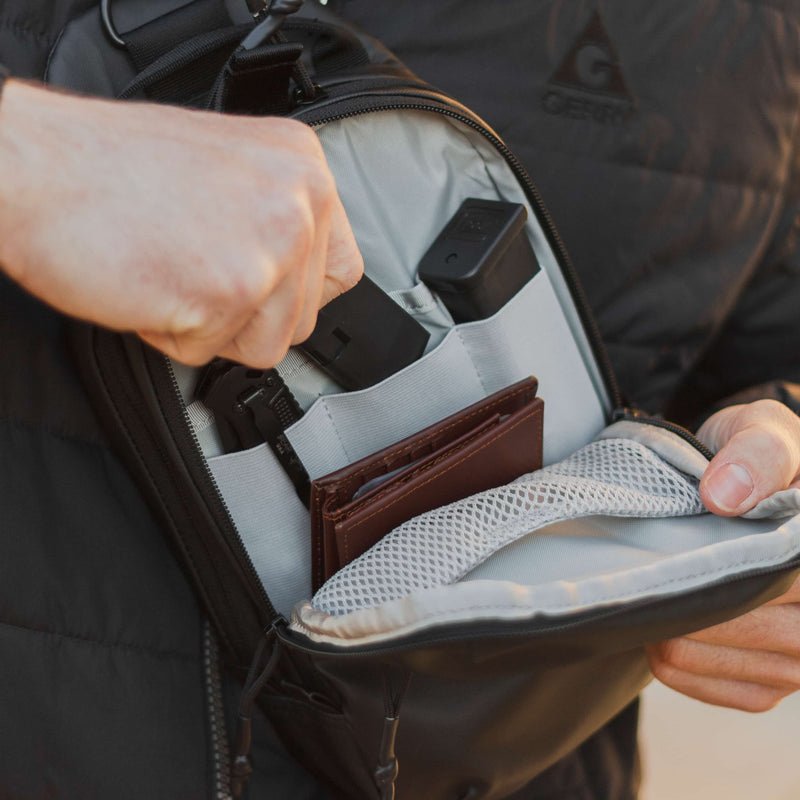 Load image into Gallery viewer, Sentinel Cross-Body Concealed Carry Sling Pack
