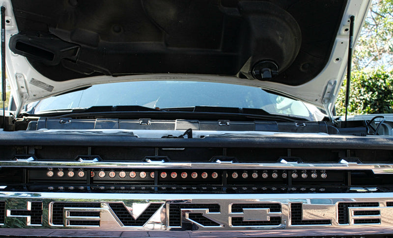 Load image into Gallery viewer, 2020+ Chevrolet Silverado 2500/3500HD Single 30in Light Bar
