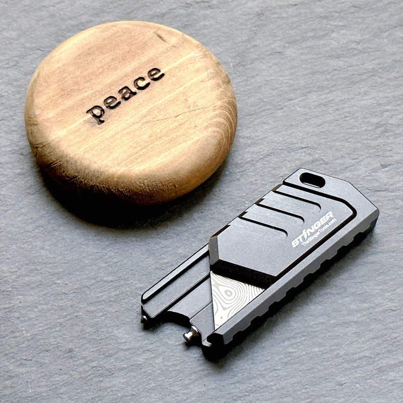 Load image into Gallery viewer, Stinger MagSlide Utility Knife
