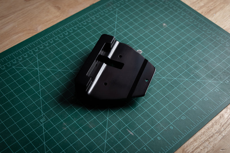 Load image into Gallery viewer, SFM MaverickR Steering Wheel Switch-pros Mount
