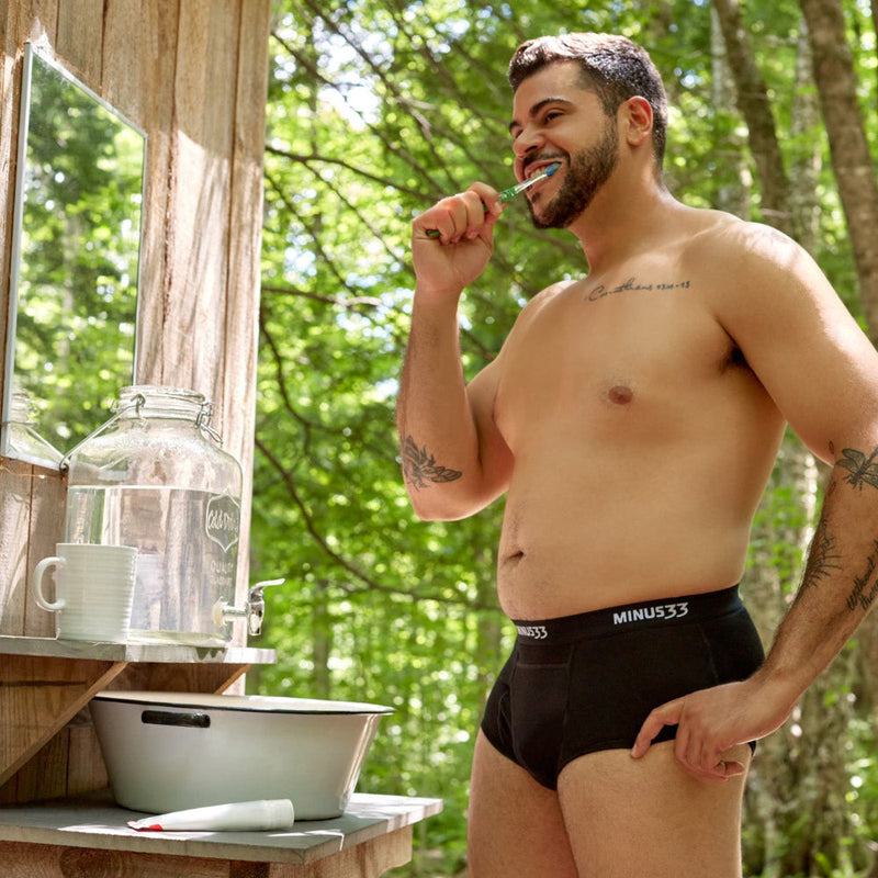 Load image into Gallery viewer, Microweight Men's Wool Briefs - Woolverino
